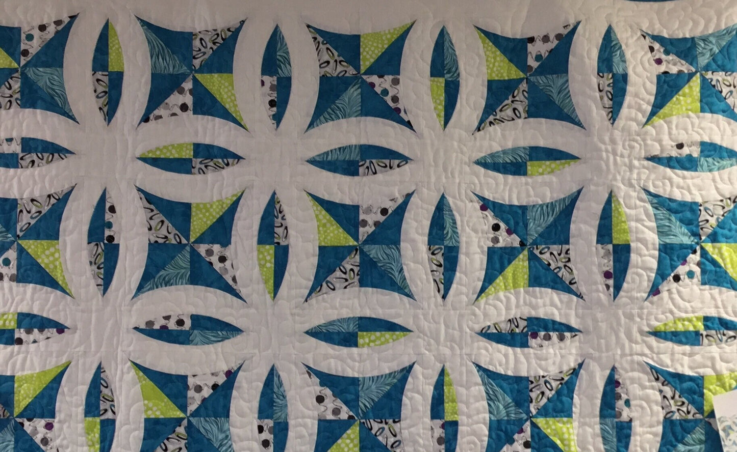 Metro Lattice Quilt Top Kit