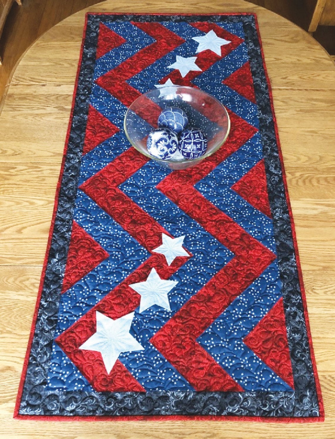 Stars and Stripes Table Runner by  Betty Gormick for Cut Loose Press - PAPER PATTERN